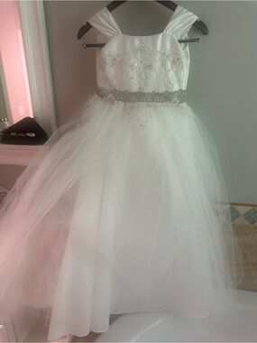 Christie Lauren Luxury Tulle Flower Girl Dress – White/Silver Accents